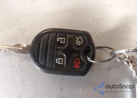 2013 Ford Mustang V6 Premium from USA, damaged, VIN 1ZVBP8EM7D5250033